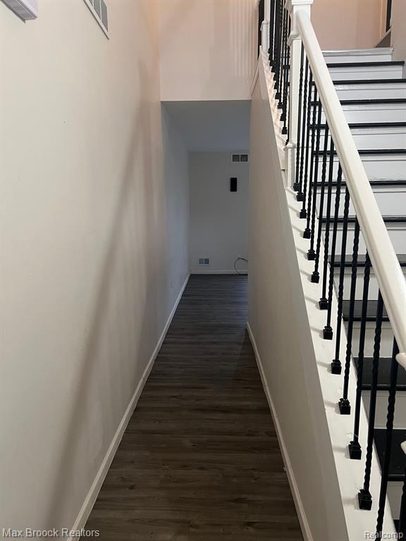 Building Photo - 4012 Alia Dr