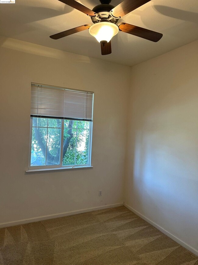Building Photo - 5616 Plumbridge Way