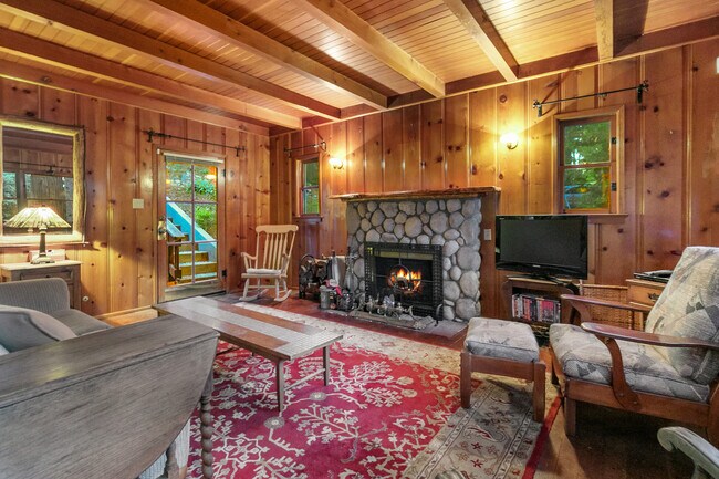 Foto del edificio - 647 W Victoria Ct