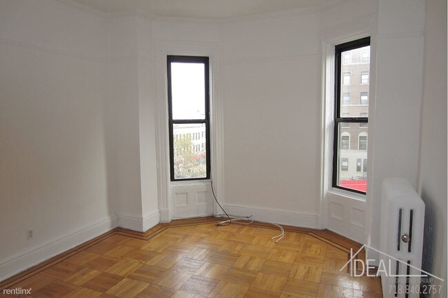 Foto del edificio - 472 7th St