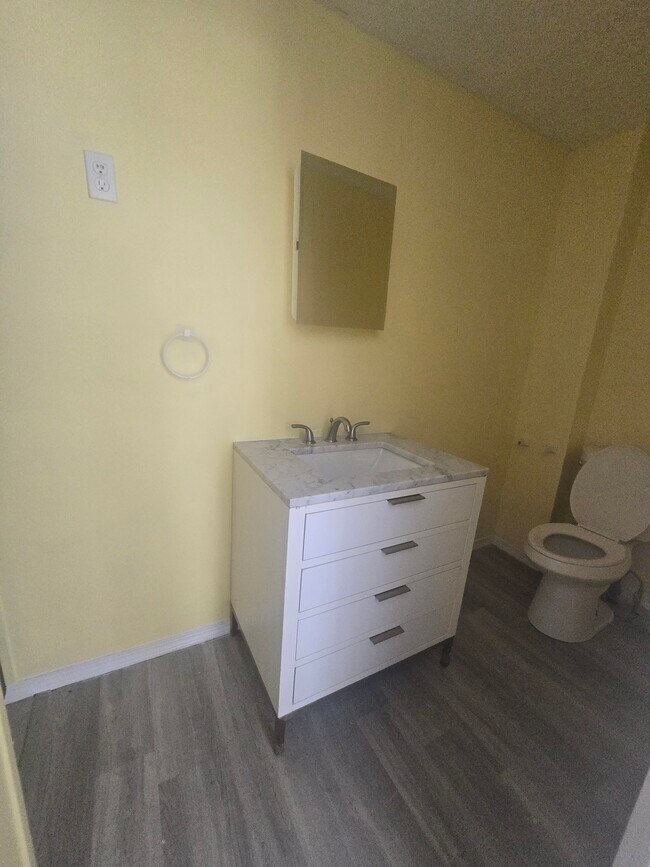 Baño - 20 Temple St