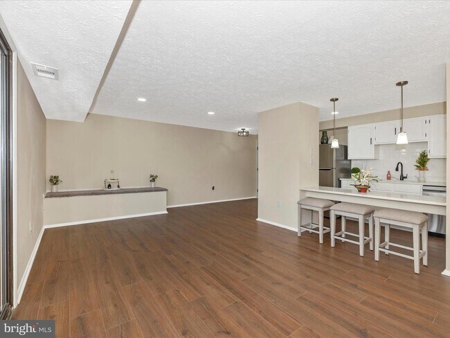 Building Photo - 531 Heather Ridge Dr