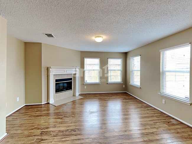 Building Photo - 613 Snowy Orchid Lane