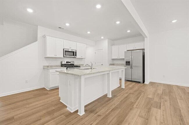 Foto del edificio - 101 Smithwood Dr