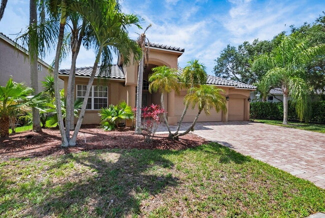 Building Photo - 12372 Cascades Pointe Dr