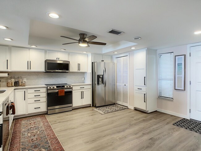 Foto del edificio - 175 Jimmy Buffett Mem Hwy