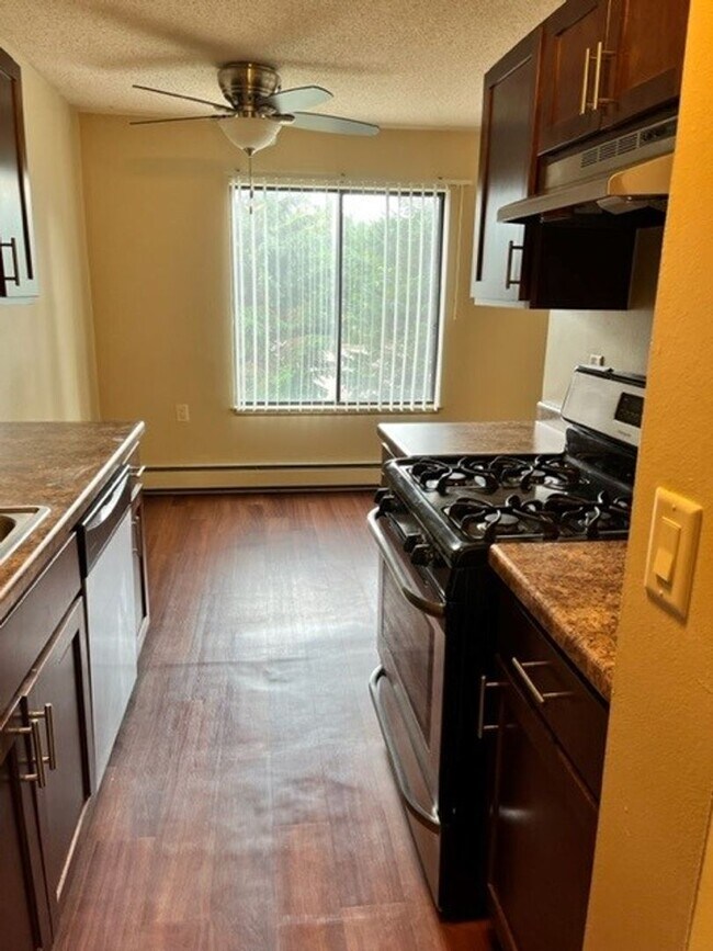 Foto del edificio - Cedar Valley Apartments