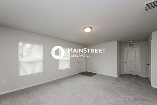 Foto del edificio - 4 Bedroom Pet-Friendly Home in Kissimmee, ...