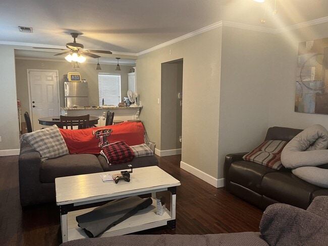 Foto del edificio - 2608 23rd St