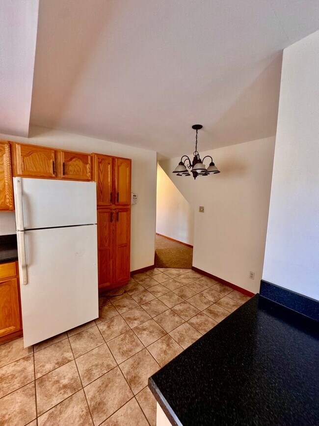 Foto del edificio - 1324-28 W Nedro Ave