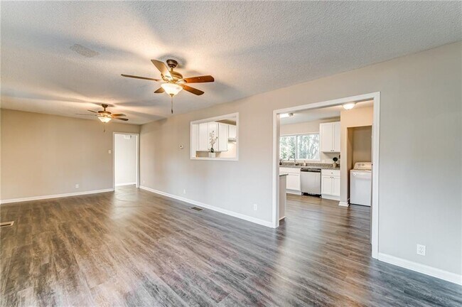 Building Photo - 2563 GA-101