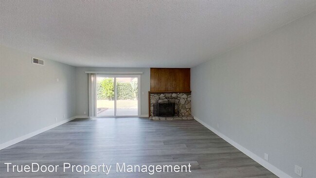 Building Photo - 4 br, 2 bath House - 6141 Trinette Ave