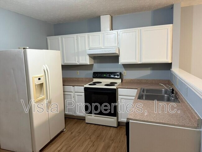 Foto del edificio - 1612 W Market St