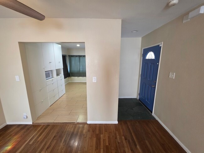 Foto del edificio - 15360 Saticoy St