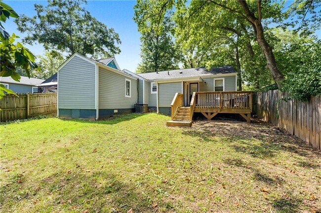 Foto del edificio - 1416 Graymont Dr SW