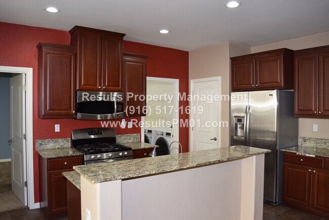 Building Photo - 3 br, 2 bath House - 2905 Market St