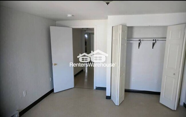 Foto del edificio - 3703 E Lombard St