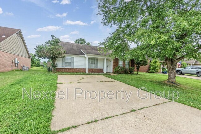 Foto del edificio - 2961 Churchwell Dr