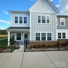 Building Photo - 8903 Nettleton Ave