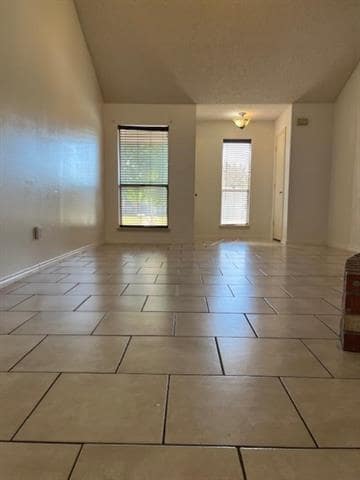 Foto del edificio - 2905 Clover Ln