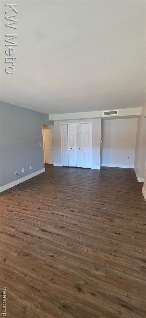 Building Photo - 403 Riviera Dr