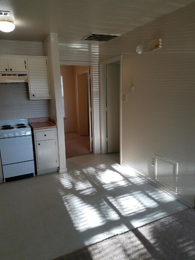 Foto del edificio - Bryan - 1 Bedroom 1 Bath 4plex!!!