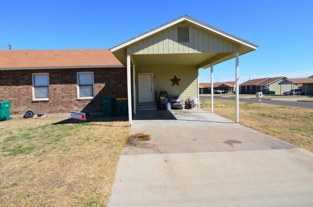Building Photo - 1324 Holland Rd Belton