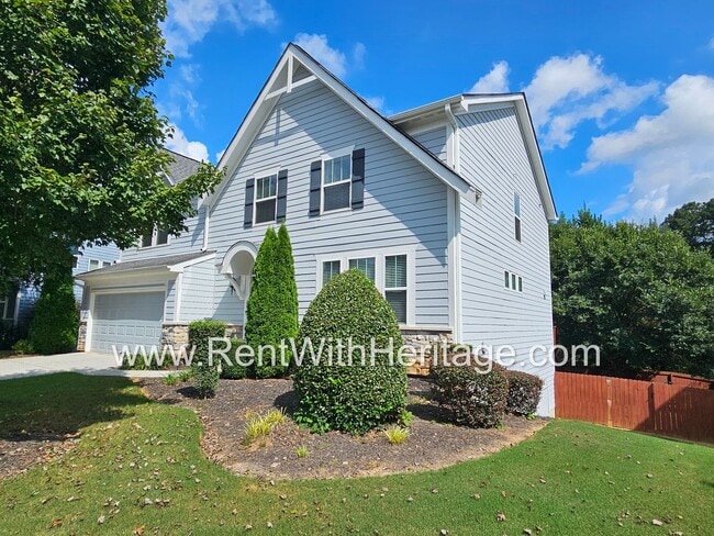 Building Photo - Stunning 4bd/2.5bath/ Attention to Detail/...