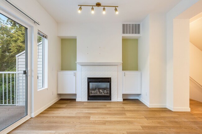 Foto del edificio - 16350 118th Ct NE