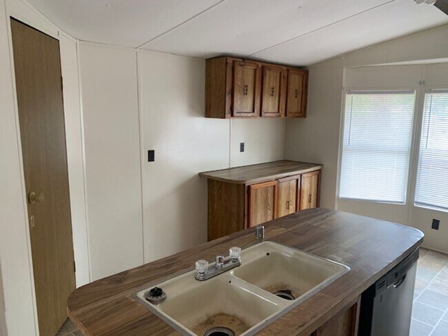 Foto del edificio - Welcome to Peaceful Pines! Haughton 2 bed 1 Bath