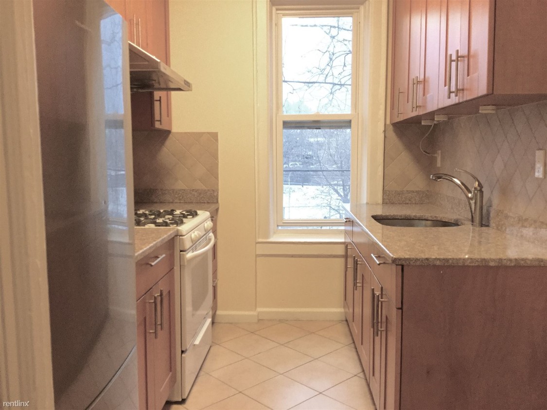 Foto principal - 649 Bay Ridge Ave
