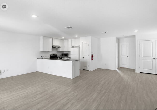 Photo - "Spacious 4-Bedroom Retreat with Elegant Granite Touches at 8918 Solar Cove, San Antonio!" Apartment