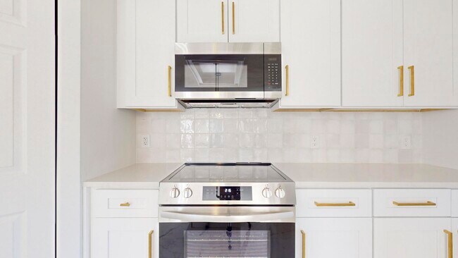 Foto del edificio - 2056 SW Grant Ave