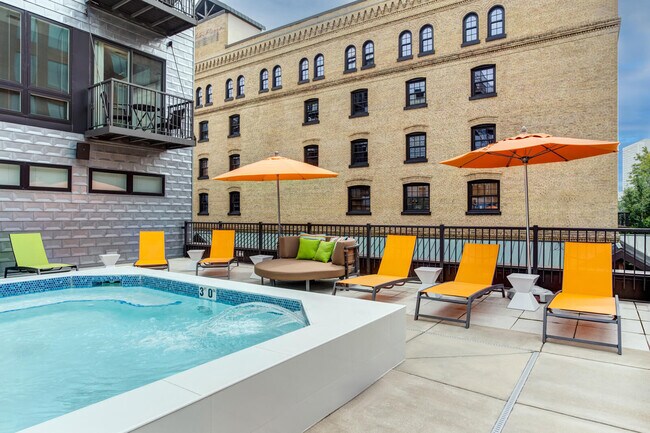 Foto del edificio - 337 Washington Ave N