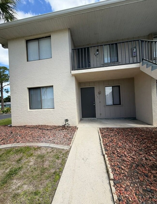 Building Photo - 22523 Westchester Blvd
