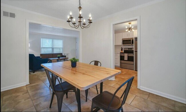 Foto del edificio - Beautifully renovated 2bed 1bath