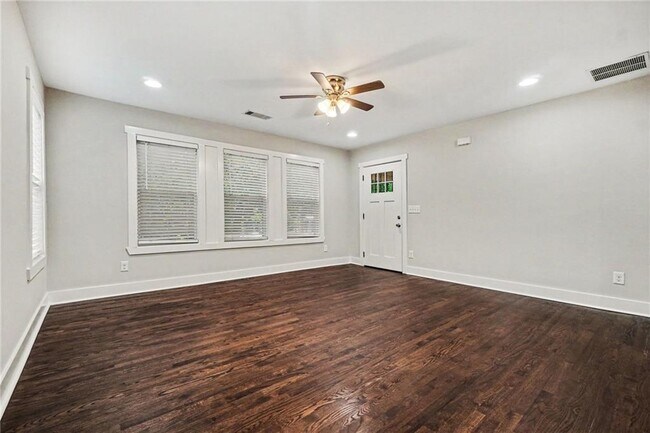 Foto del edificio - 293 Griffin St NW