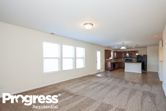 Building Photo - 5437 Twin Brook Dr