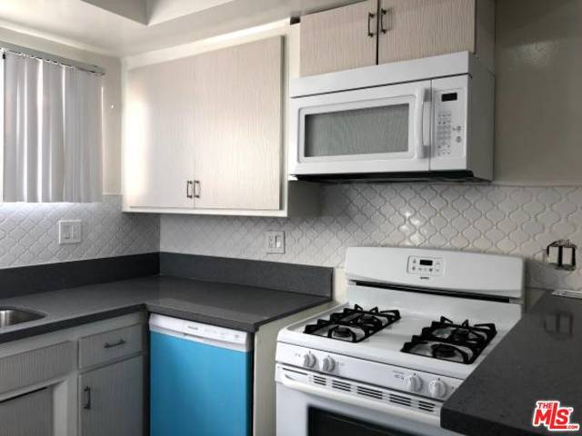 Foto del edificio - 7711 Romaine St