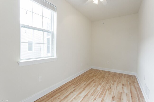 Foto del edificio - 3 br, 1 bath Triplex - 1933 N 7TH ST Unit 3