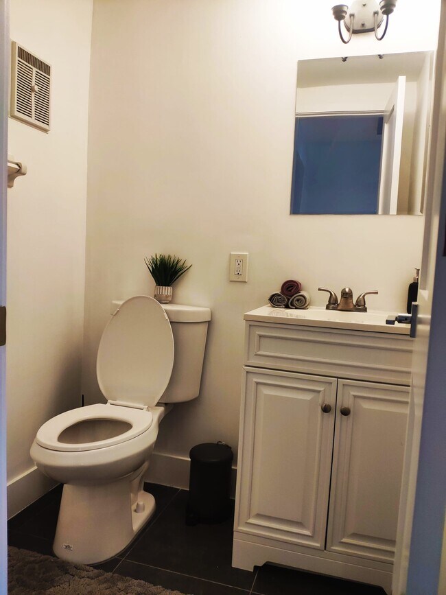 Foto del edificio - 1614 Jefferson Ave