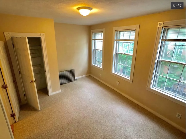 Foto del edificio - 82 Phillips St