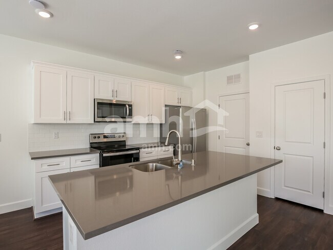 Foto del edificio - 2731 Hot Cider Ave