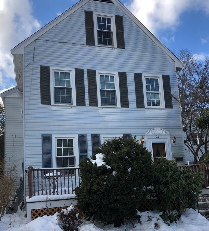 31 Pearl St Unit 1, Natick, MA 01760 Room for Rent in Natick, MA