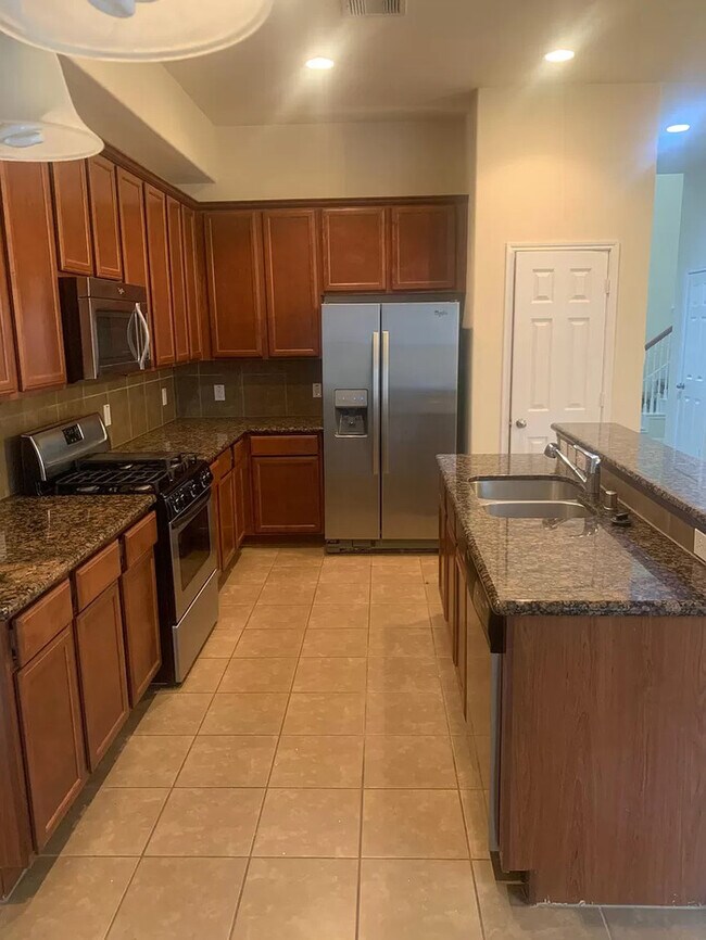 Building Photo - 9202 Solvista Pass Ln