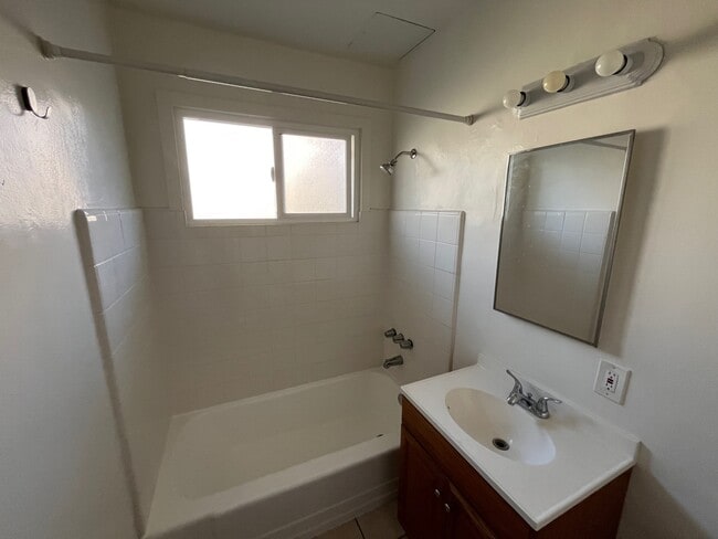 Foto del edificio - Victory Plaza Apartments