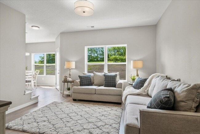 Building Photo - 4314 Spruce Crk Dr