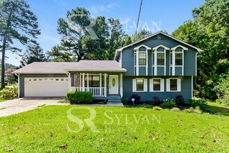 Building Photo - 4015 Lehigh Blvd