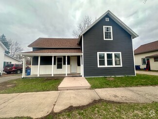 Building Photo - 706 Lincoln Ave