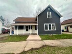 Foto principal - 5 bed 2 bath Single Family Home in Wausau